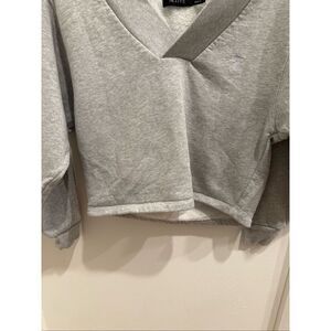 7 Days Active Women's Oversized Wide V-Neck Cropped Sweatshirt Gray Small